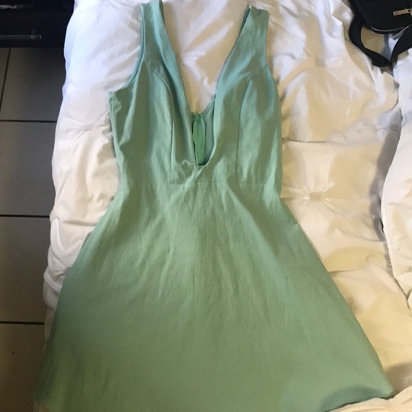 Solemio mint color dress! - Picture 2 of 5